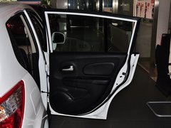 2013款 1.6L 手动 豪华版