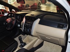 2013款 1.6L 手动 豪华版