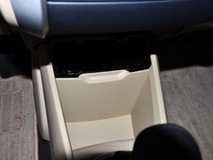 2013款 1.6L 手动 豪华版