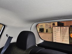 2013款 1.6L 手动 豪华版
