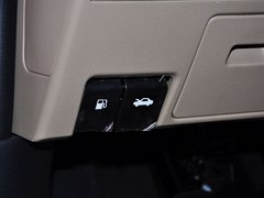 2013款 1.6L 手动 豪华版