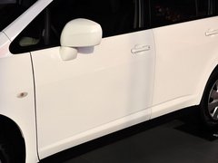 2013款 1.6L 手动 豪华版