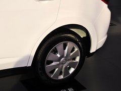 2013款 1.6L 手动 豪华版