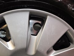 2013款 1.6L 手动 豪华版