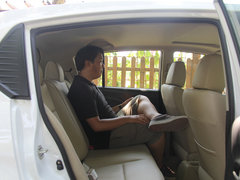 2013款 1.6L 自动 豪华版