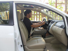 2013款 1.6L 自动 豪华版