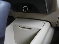 2013款 1.6L 自动 豪华版