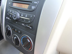 2013款 1.6L 自动 豪华版