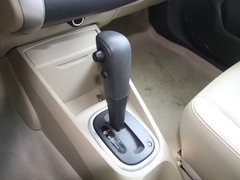 2013款 1.6L 自动 豪华版