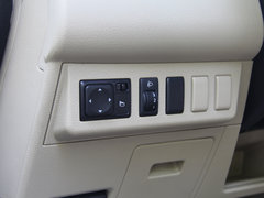 2013款 1.6L 自动 豪华版