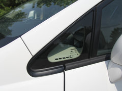 2013款 1.6L 自动 豪华版