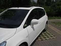 2013款 1.6L 自动 豪华版