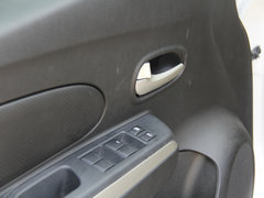 2013款 1.6L 自动 豪华版