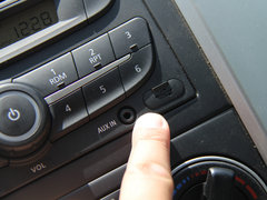 2013款 1.6L 自动 豪华版