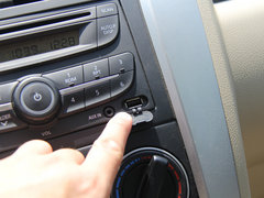 2013款 1.6L 自动 豪华版