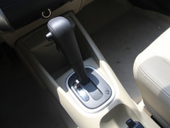 2013款 1.6L 自动 豪华版