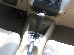 2013款 1.6L 自动 豪华版