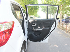 2013款 1.6L 自动 豪华版