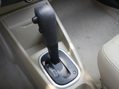 2013款 1.6L 自动 豪华版