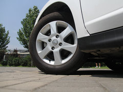 2013款 1.6L 自动 豪华版