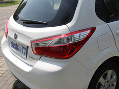 2013款 1.6L 自动 豪华版