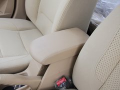 2013款 1.5L 手动 豪华型
