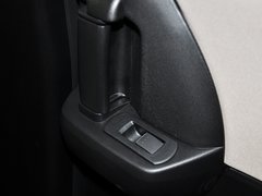 2013款 2.0L 自动 豪华型 7座