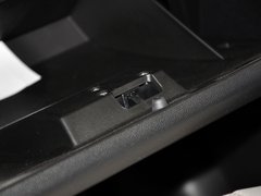 2013款 2.0L 自动 豪华型 7座