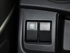 2013款 2.0L 自动 豪华型 7座