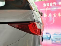 2013款 2.0L 自动 豪华型 7座