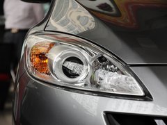 2013款 2.0L 自动 豪华型 7座