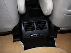 2013款 2.0L 自动 豪华型 7座