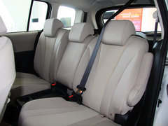 2013款 2.0L 自动 豪华型 7座