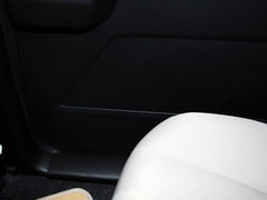 2013款 2.0L 自动 豪华型 7座