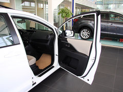 2013款 2.0L 自动 豪华型 7座