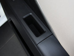 2013款 2.0L 自动 豪华型 7座
