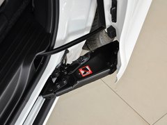 2013款 2.0L 自动 舒适型 7座