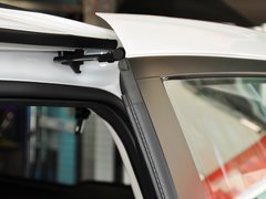 2013款 2.0L 自动 舒适型 7座