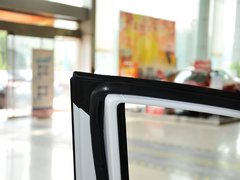2013款 2.0L 自动 舒适型 7座