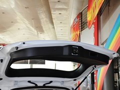 2013款 2.0L 自动 舒适型 7座