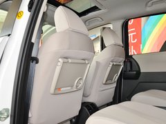2013款 2.0L 自动 舒适型 7座