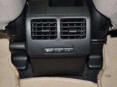 2013款 2.0L 自动 舒适型 7座