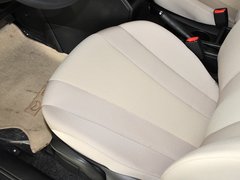 2013款 2.0L 自动 舒适型 7座