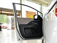 2013款 2.0L 自动 舒适型 7座