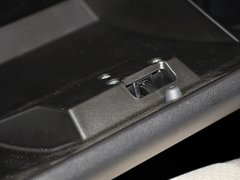 2013款 2.0L 自动 舒适型 7座