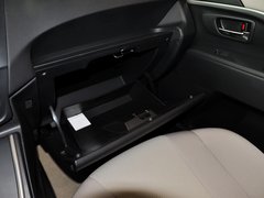 2013款 2.0L 自动 舒适型 7座