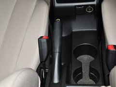 2013款 2.0L 自动 舒适型 7座