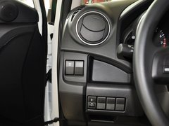 2013款 2.0L 自动 舒适型 7座