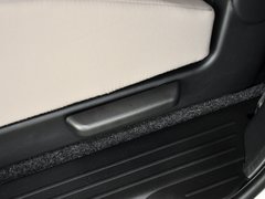 2013款 2.0L 自动 舒适型 7座