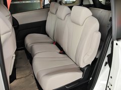 2013款 2.0L 自动 舒适型 7座
